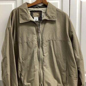 Columbia Men's Field Jacket in Olive